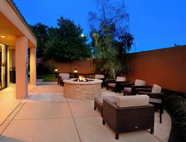 Courtyard by Marriott Kokomo hotel detail image 1