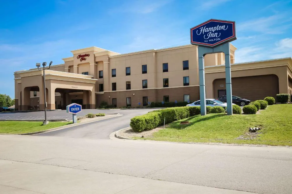 Hampton Inn Morehead hotel hero