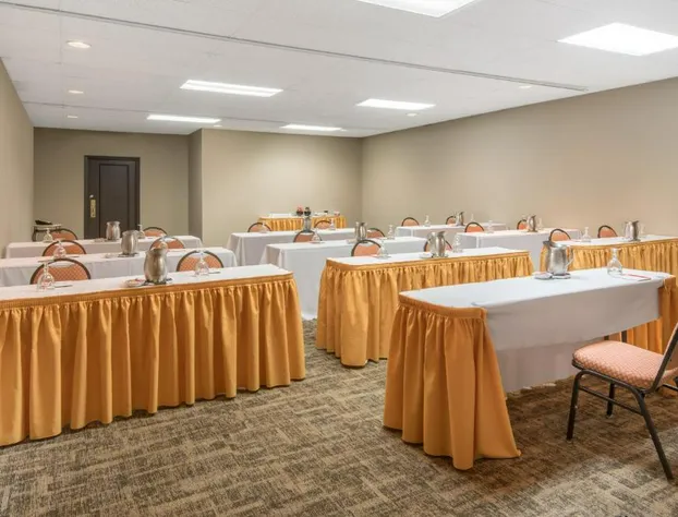 Crowne Plaza Hotel Hickory by IHG hotel detail image 4
