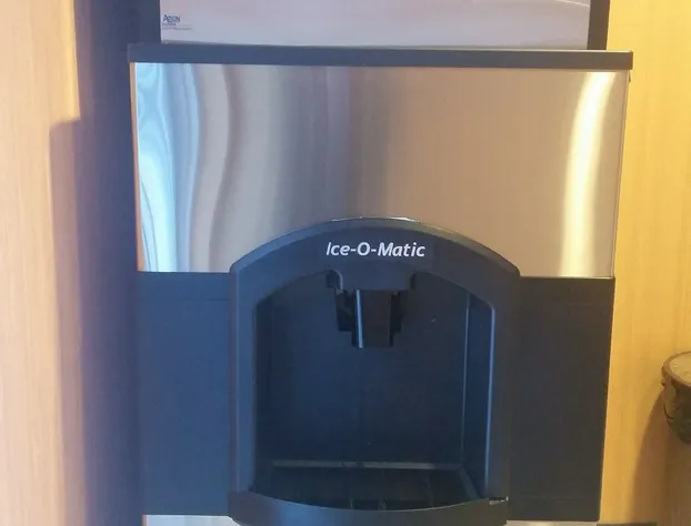 Days Inn & Suites by Wyndham Winnipeg Airport Manitoba hotel detail image 4