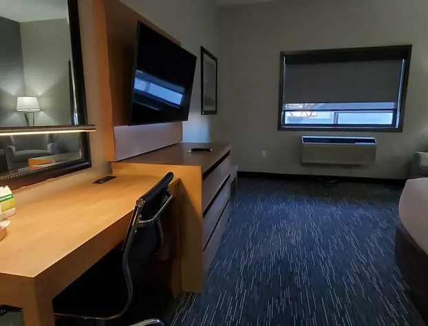 Wingate by Wyndham Lethbridge hotel detail image 4