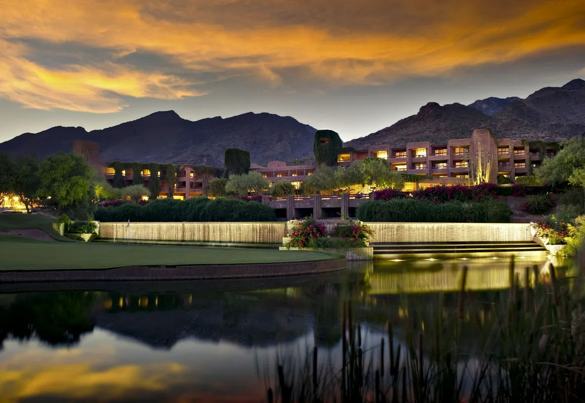 Loews Ventana Canyon Resort hotel hero
