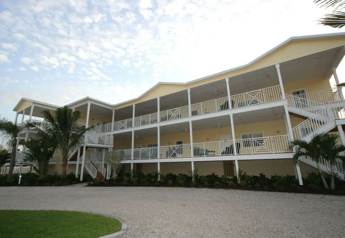 Beach Club at Siesta Key by RVA hotel hero