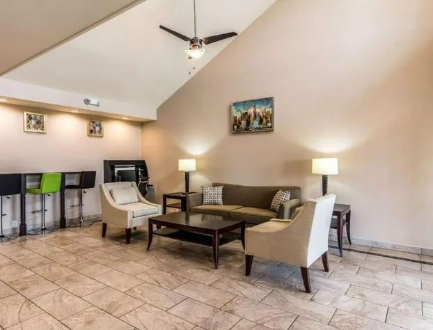 Quality Inn University Area hotel detail image 2