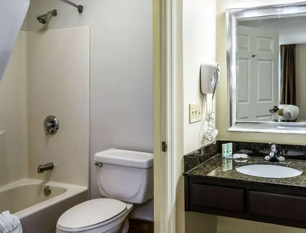 Quality Inn University Area hotel detail image 3
