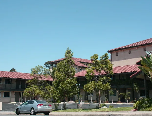 Lamplighter Inn & Suites hotel detail image 2