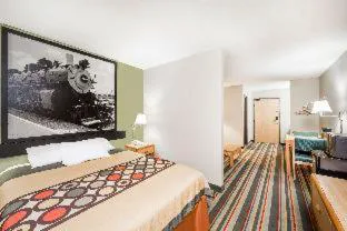 Super 8 by Wyndham Chanute hotel detail image 4