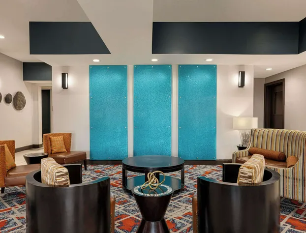 La Quinta Inn & Suites by Wyndham Oxford - Anniston hotel detail image 4