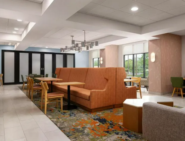 Hampton Inn Neptune/Wall hotel detail image 3