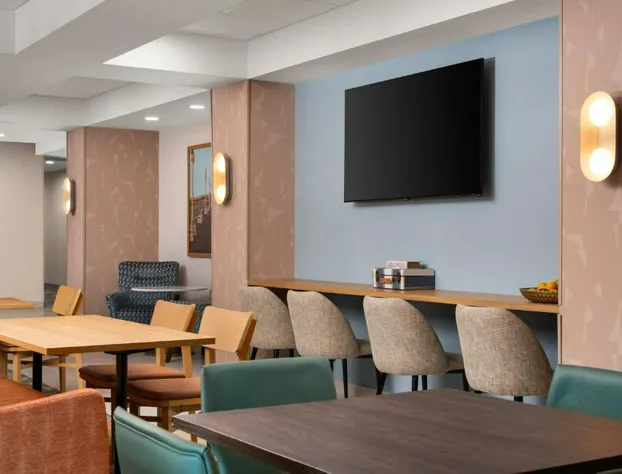 Hampton Inn Neptune/Wall hotel detail image 4