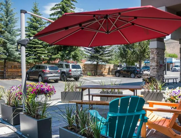 Wood River Inn & Suites hotel detail image 2