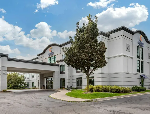 Comfort Inn & Suites Grand Blanc/Flint hotel detail image 3