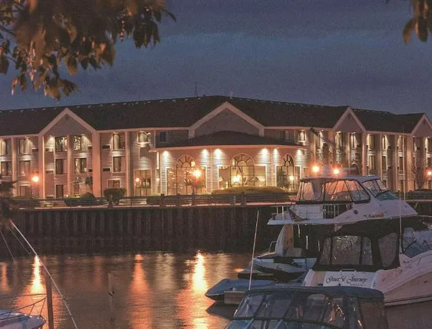 Doubletree by Hilton Hotel Racine Harbourwalk hotel detail image 2