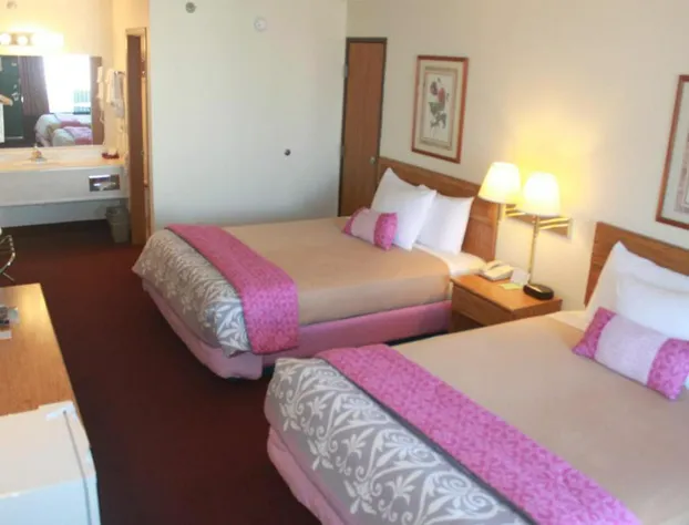 Ozark Valley Inn hotel detail image 2