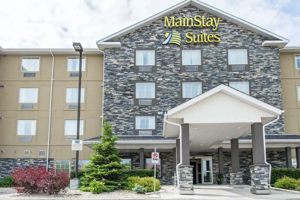 Mainstay Suites Winnipeg hotel hero