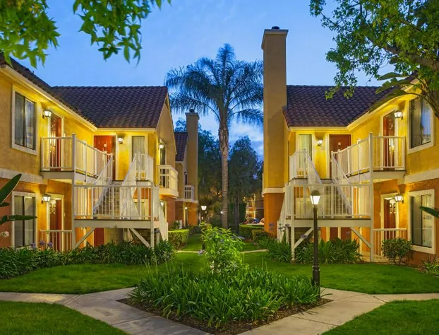 Clementine Hotel & Suites Anaheim hotel detail image 3