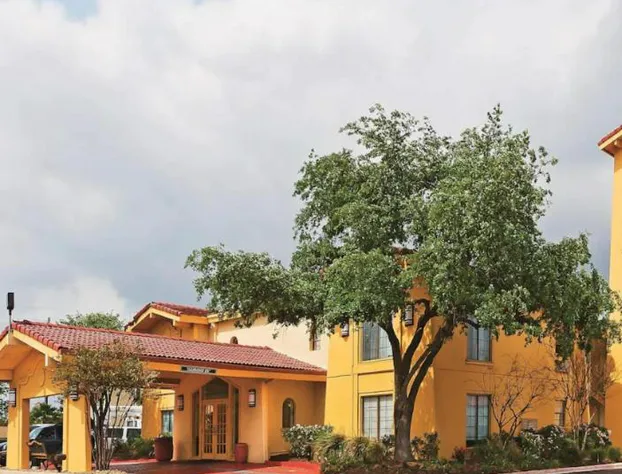 Rodeway Inn hotel detail image 1