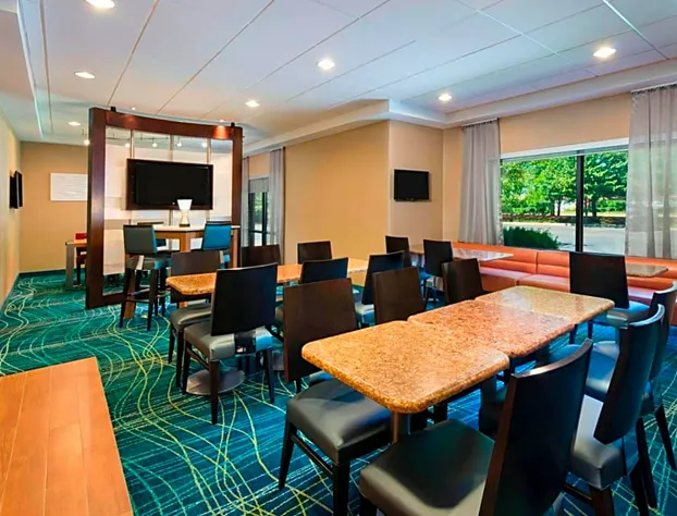 SpringHill Suites by Marriott Mishawaka-University Area hotel detail image 4