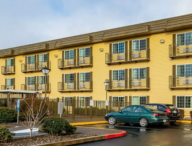 Econo Lodge Corvallis Near University hotel detail image 4