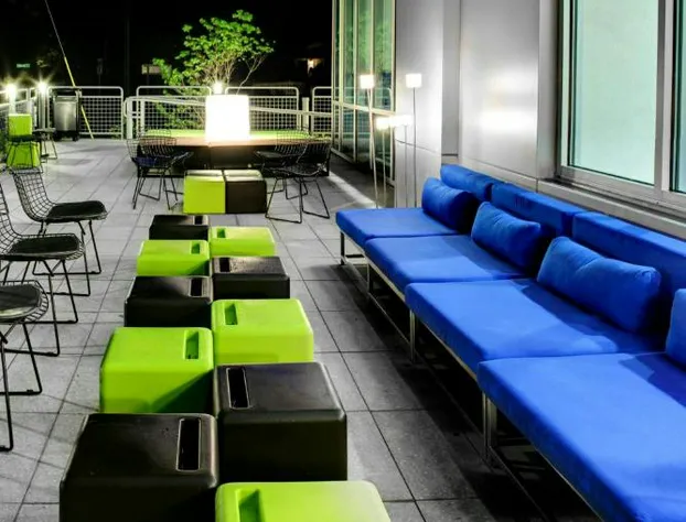 Aloft Chapel Hill hotel detail image 2