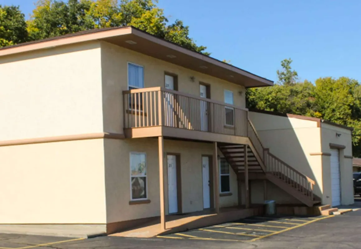 Budget Host Golden Wheat Motel hotel hero