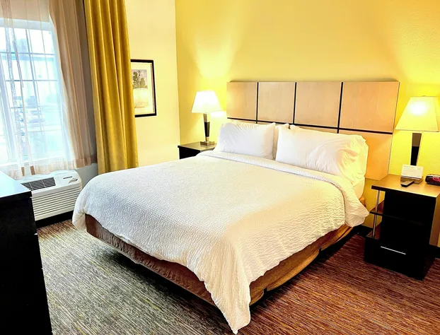 Candlewood Suites Winnemucca by IHG hotel detail image 4