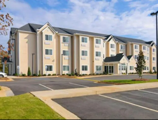 Microtel Inn & Suites by Wyndham Ozark hotel detail image 2