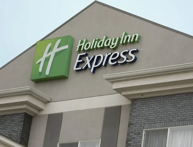 Holiday Inn Express Hotel & Suites Pittsburg by IHG hotel detail image 3