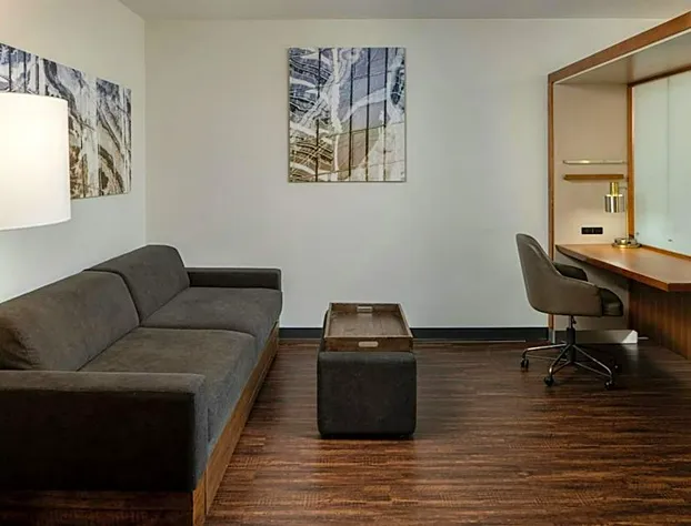 SpringHill Suites by Marriott Lake Charles hotel detail image 2