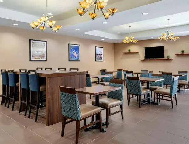 Comfort Suites Flowood - Jackson Airport (must meet transportation requirement) hotel detail image 4