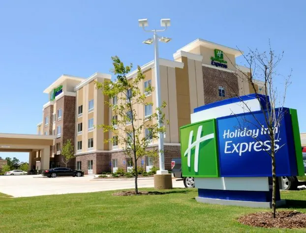 Holiday Inn Express Covington-Madisonville by IHG hotel detail image 1