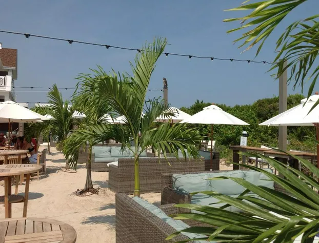 ICONA Avalon hotel detail image 1