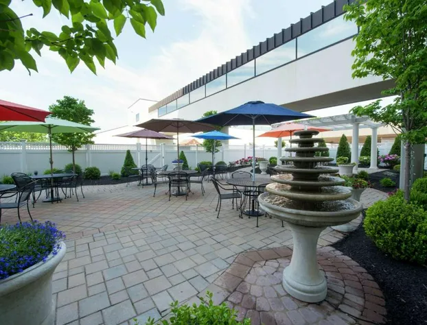 DoubleTree by Hilton Hotel Binghamton hotel detail image 2