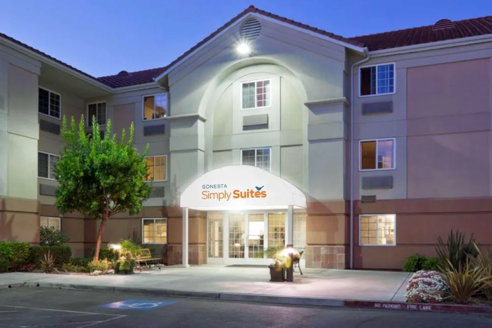 Sonesta Simply Suites Silicon Valley Santa Clara hotel hero