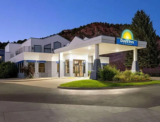 Days Inn by Wyndham Carbondale hotel detail image 1