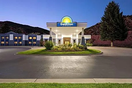 Days Inn by Wyndham Carbondale hotel detail image 4