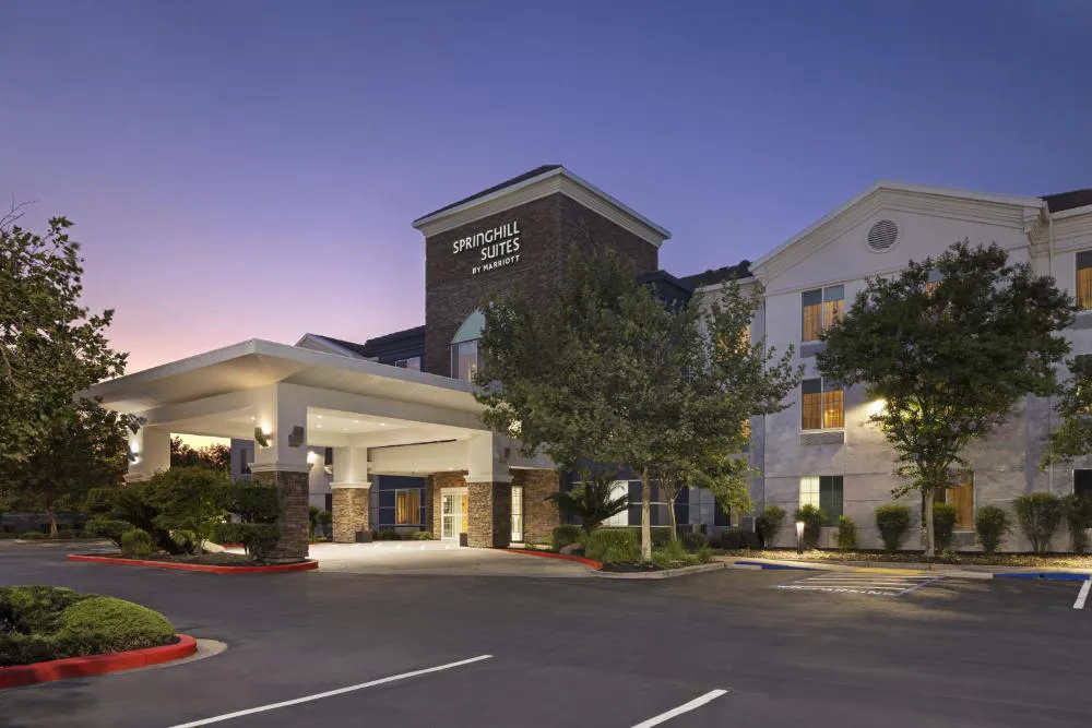 SpringHill Suites by Marriott Turlock hotel hero