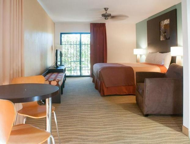 Super 8 by Wyndham Indio hotel detail image 2