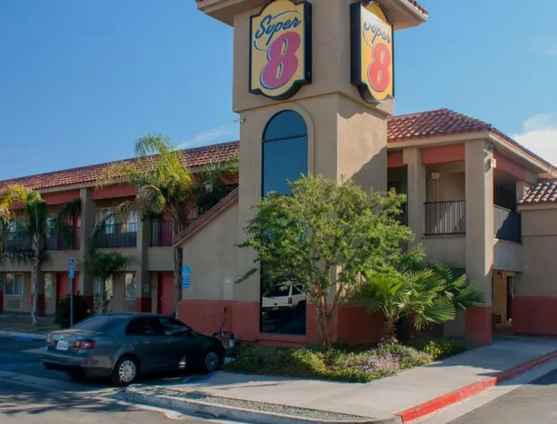 Super 8 by Wyndham Indio hotel detail image 1