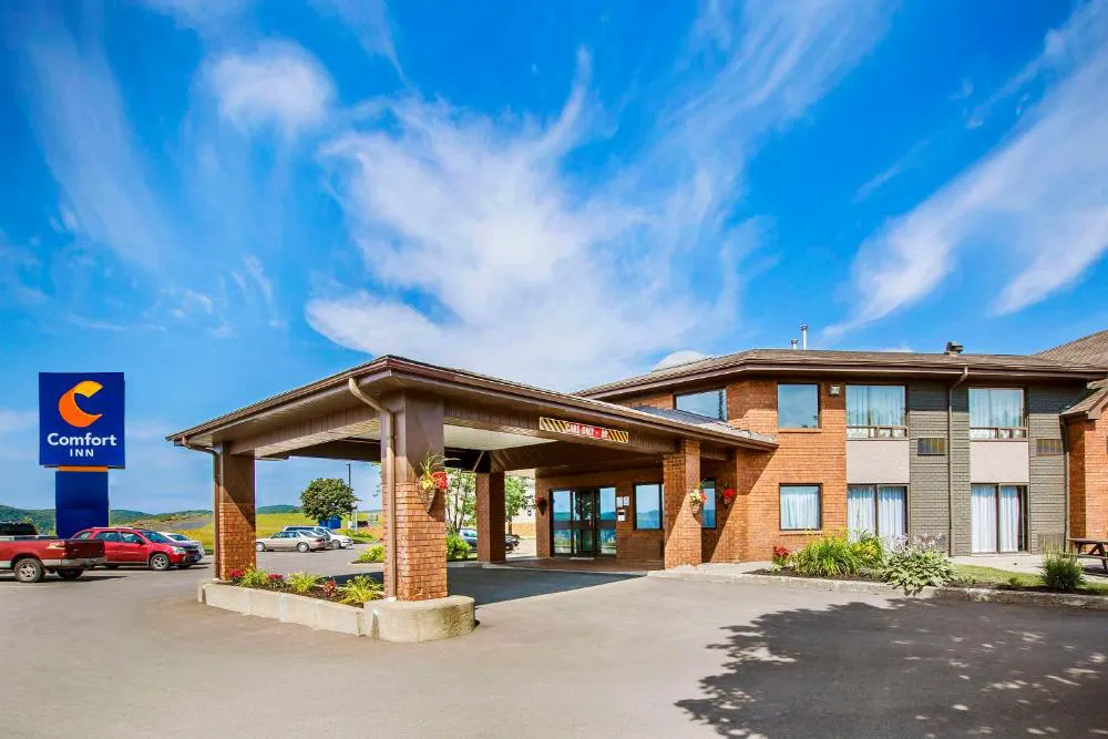 Comfort Inn Amherst hotel hero