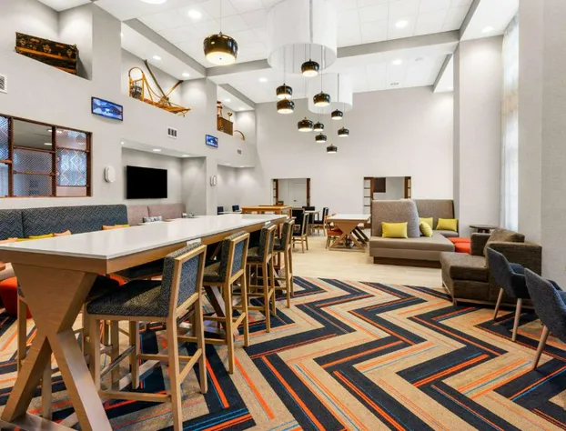 Hampton Inn & Suites Fairbanks hotel detail image 4