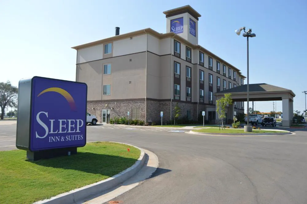 Sleep Inn & Suites hotel hero
