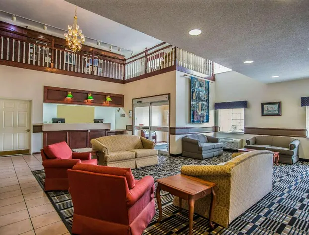 Quality Inn & Suites Dixon near I-88 hotel detail image 3