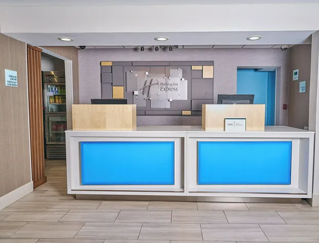 Holiday Inn Express Charleston-Civic Center by IHG hotel detail image 2