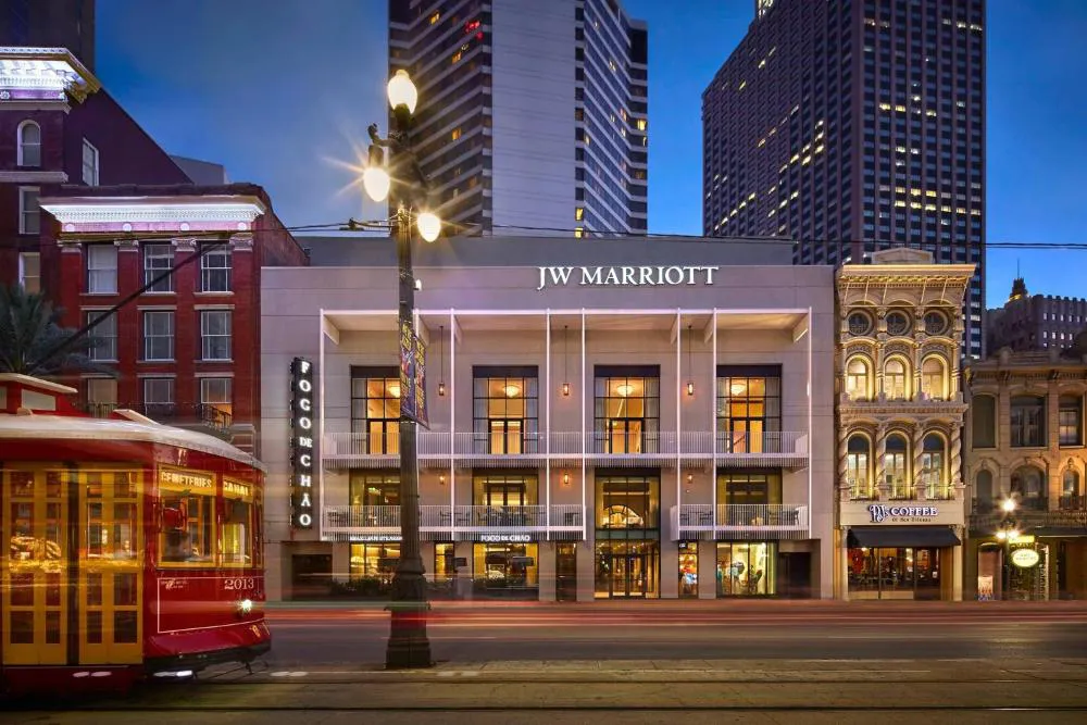 JW Marriott New Orleans hotel hero