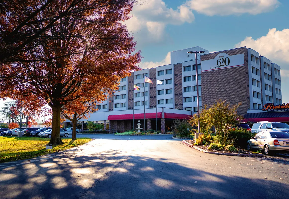 Ramada Plaza by Wyndham Hagerstown hotel hero