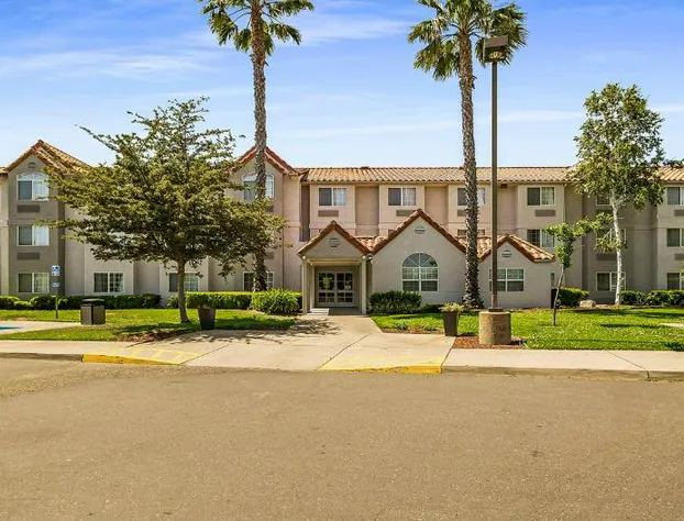 SureStay Plus Hotel by Best Western Rocklin hotel detail image 2