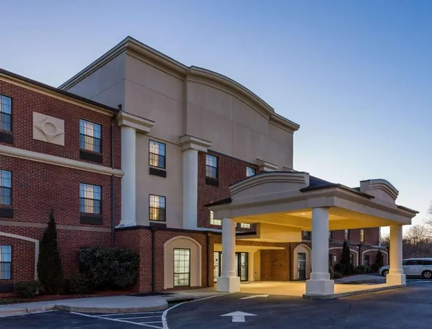 Wingate by Wyndham High Point/Greensboro/Airport South hotel detail image 1