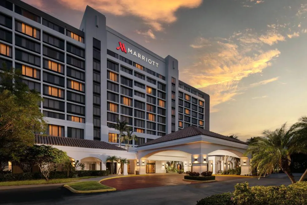 Palm Beach Gardens Marriott hotel hero