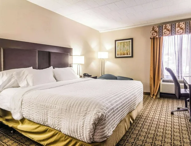 Clarion Inn Cranberry Township hotel detail image 3